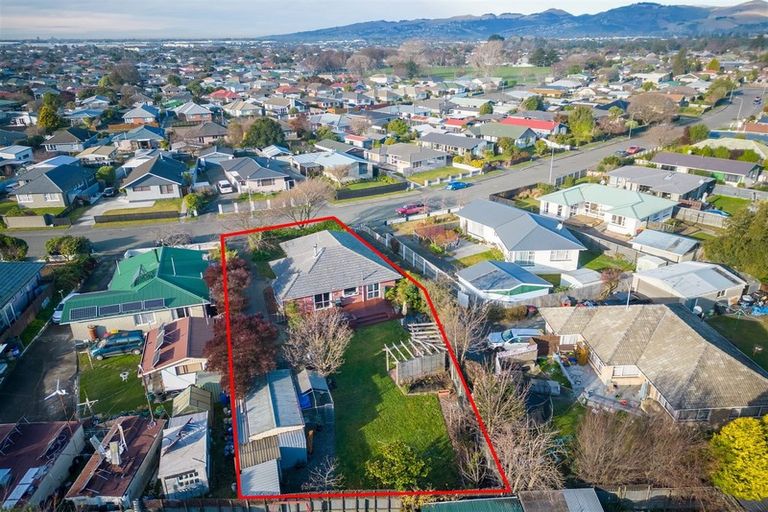 Photo of property in 40 Oriana Crescent, Hornby, Christchurch, 8042