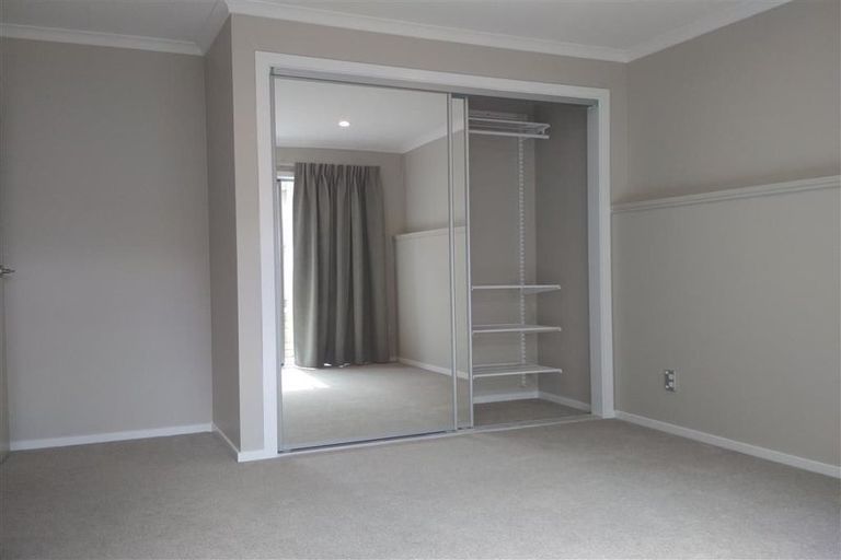 Photo of property in 113d4 Moorefield Road, Johnsonville, Wellington, 6037