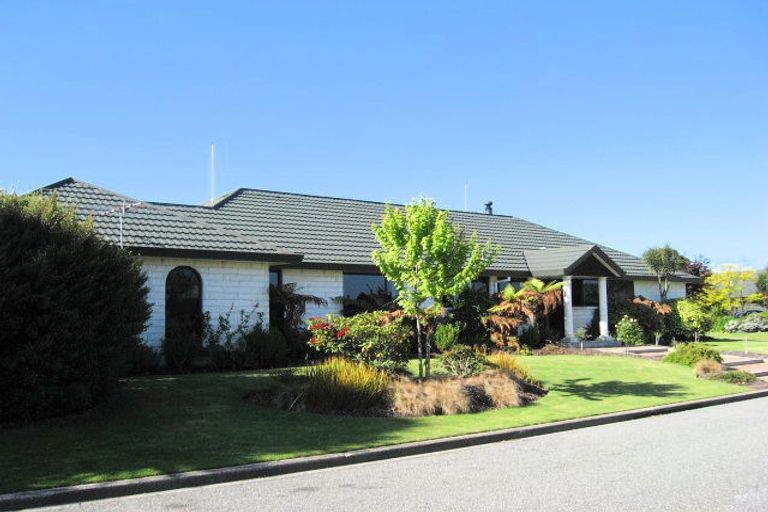 Photo of property in 2 Matthews Street, Kaiapoi, 7630