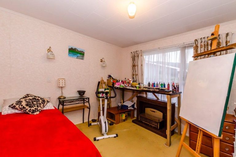 Photo of property in 27a Matai Street, Waikanae, 5036