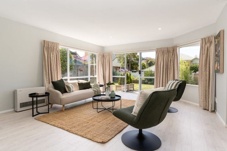 Photo of property in 138 Westchester Drive, Churton Park, Wellington, 6037