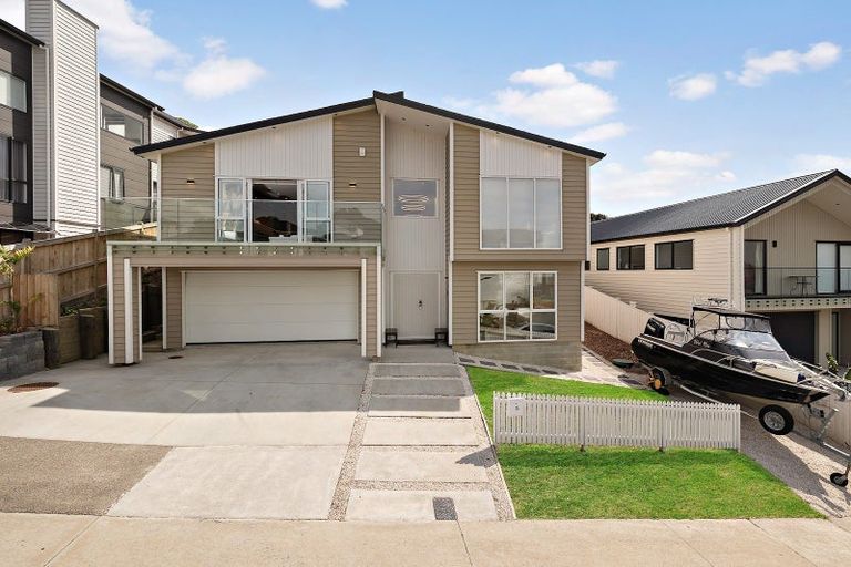 Photo of property in 35 Pacific Heights Road, Orewa, 0931