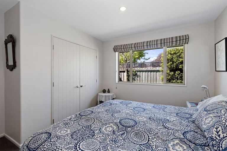 Photo of property in 30 Foresters Crescent, Parklands, Christchurch, 8083