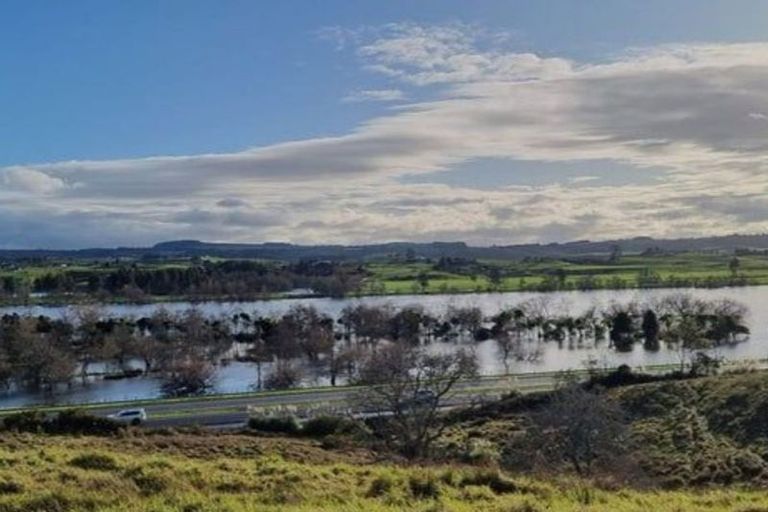 Photo of property in 30 Te Puea Avenue, Meremere, Mercer, 2474