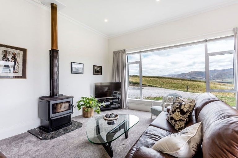 Photo of property in 67 Macraes Road, Waynes, Palmerston, 9483