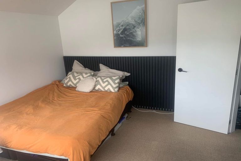 Photo of property in 3/131 Queens Drive, Lyall Bay, Wellington, 6022