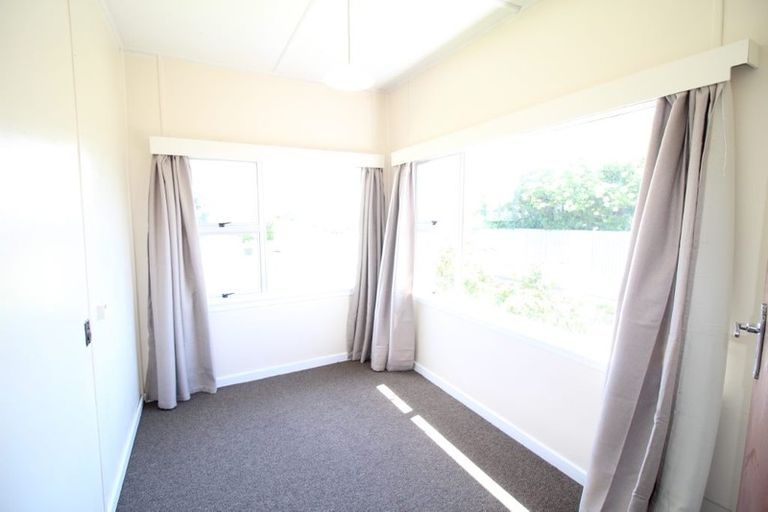 Photo of property in 16 York Street, Strathern, Invercargill, 9812