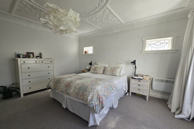 Photo of property in 202 The Parade, Island Bay, Wellington, 6023