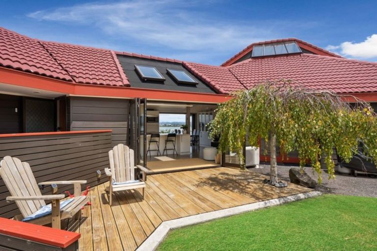 Photo of property in 5 Limeburners Close, Hobsonville, Auckland, 0618