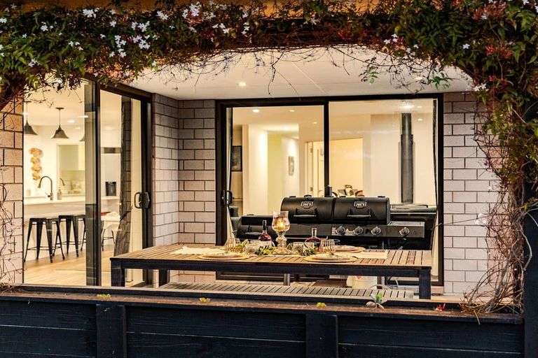 Photo of property in 44 Eastons Road, Westport, 7825