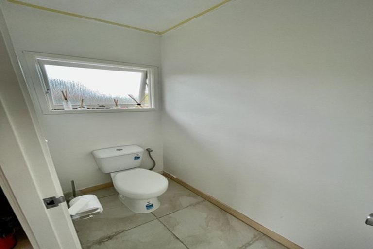 Photo of property in 13 Carlisle Road, Torbay, Auckland, 0630