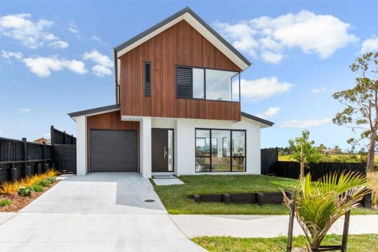 Photo of property in 6 Tai Crescent, Hobsonville, Auckland, 0616
