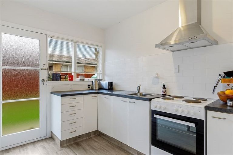 Photo of property in 3/30 Geraldine Street, Edgeware, Christchurch, 8013