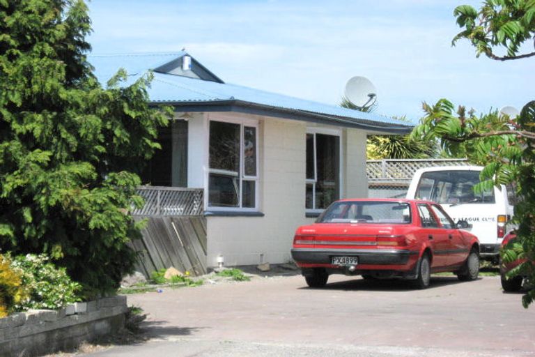 Photo of property in 14 Kalmia Place, Kaiapoi, 7630