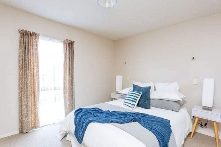 Photo of property in 33b Peverel Street, Riccarton, Christchurch, 8011