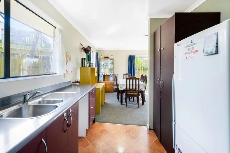 Photo of property in 45 Robert Ross Place, Clendon Park, Auckland, 2103