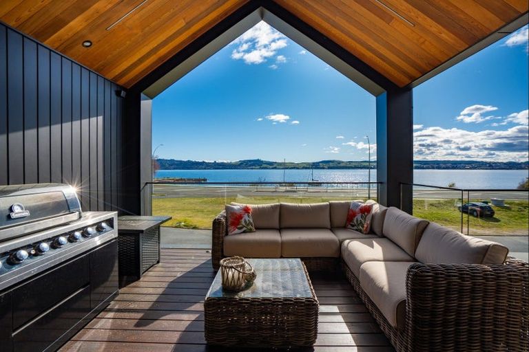 Photo of property in 336 Lake Terrace, Two Mile Bay, Taupo, 3330