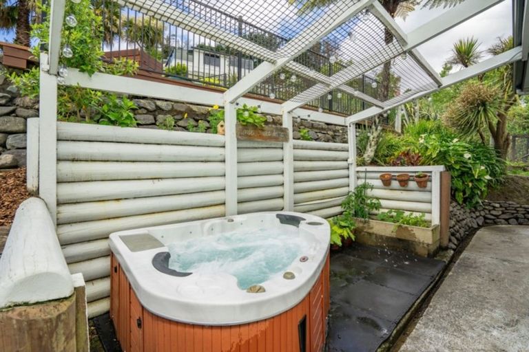 Photo of property in 35 Maire Street, Tahunanui, Nelson, 7011