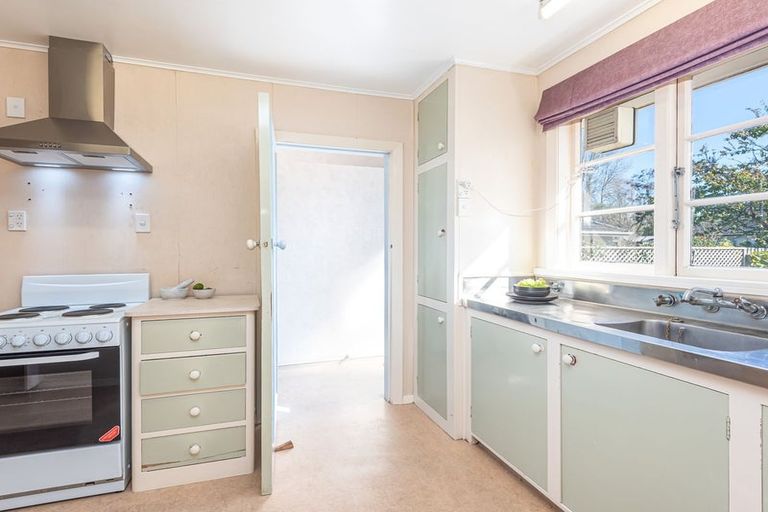 Photo of property in 245 Weston Road, Mairehau, Christchurch, 8052