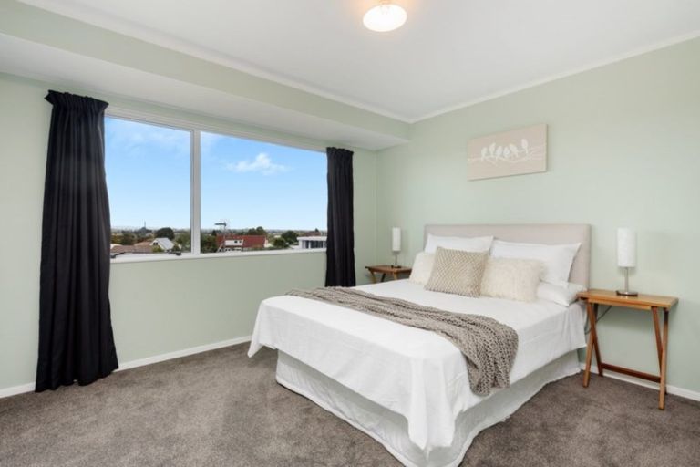 Photo of property in 35b Meander Drive, Welcome Bay, Tauranga, 3112