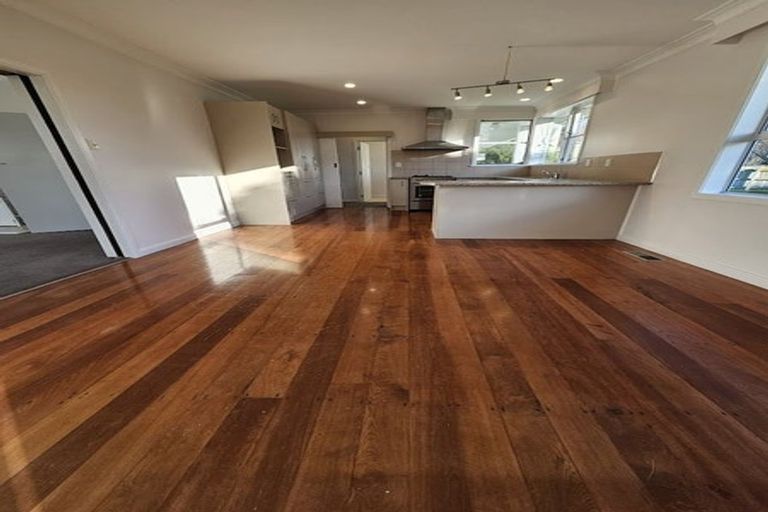 Photo of property in 903 State Highway 1, Te Horo, Otaki, 5581