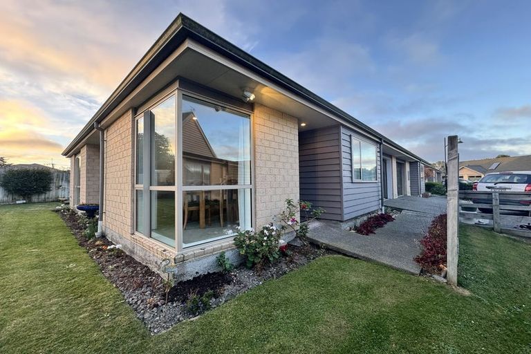 Photo of property in Sanctuary Villas, 33/294 Mairehau Road, Burwood, Christchurch, 8083