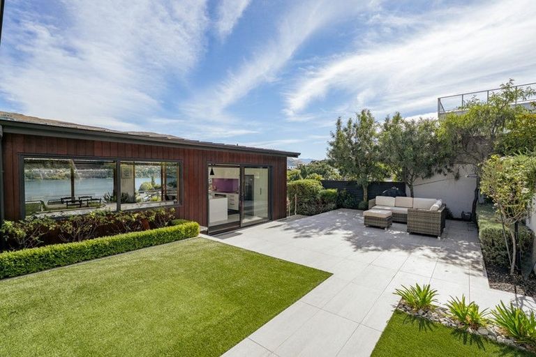 Photo of property in 560 Peninsula Road, Kelvin Heights, Queenstown, 9300