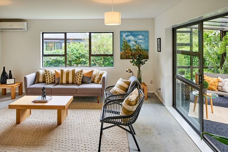 Photo of property in 372 Muritai Road, Eastbourne, Lower Hutt, 5013