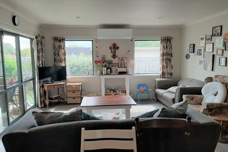 Photo of property in 15 Hogan Street, Pukekohe, 2120