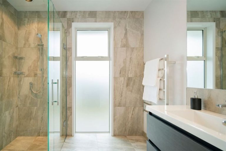 Photo of property in 106 Kupe Drive, Whitianga, 3510