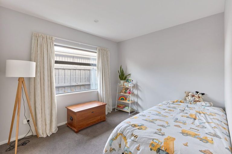 Photo of property in 21 Maurice James Way, Prebbleton, 7604