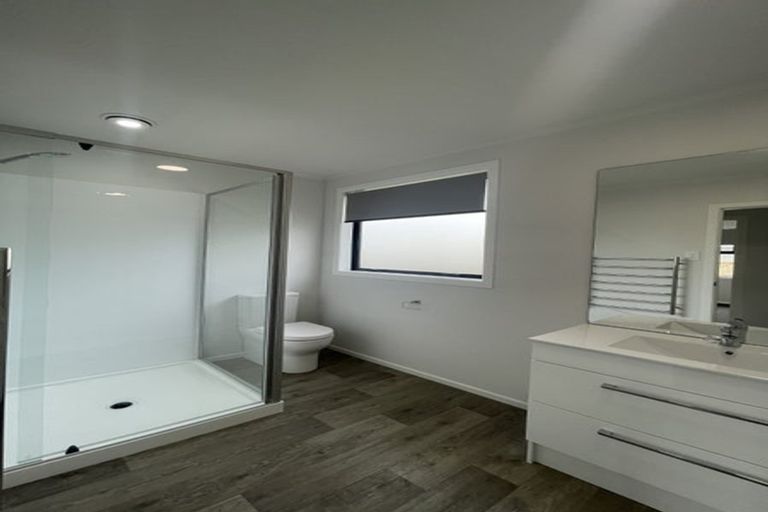 Photo of property in 8unit Bollard Road, Tuakau, 2121