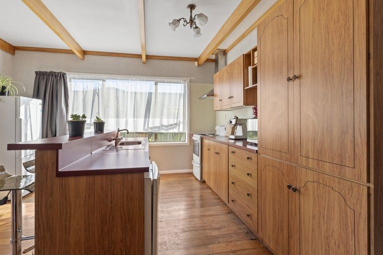 Photo of property in 12 Cordelia Street, Stratford, 4332