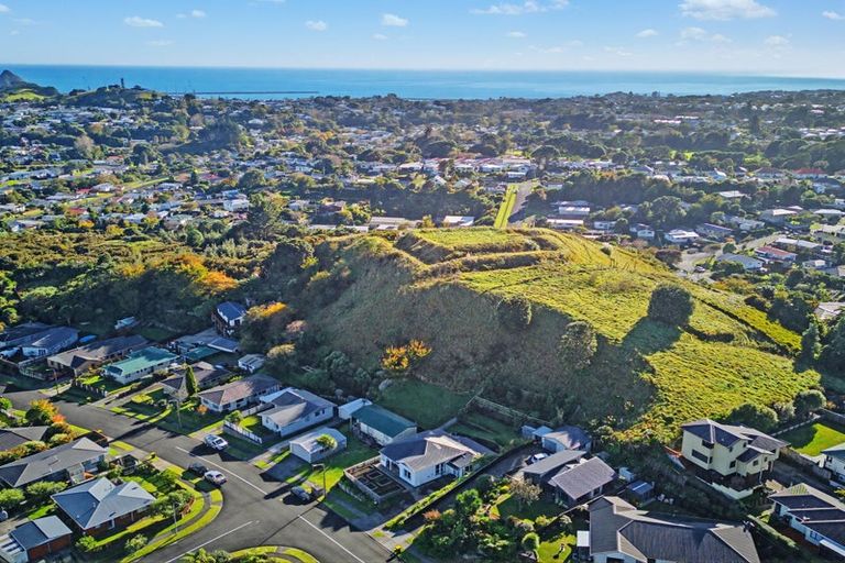 Photo of property in 73 Oranga Street, Westown, New Plymouth, 4310