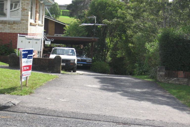 Photo of property in 1/42 Eastglen Road, Glen Eden, Auckland, 0602