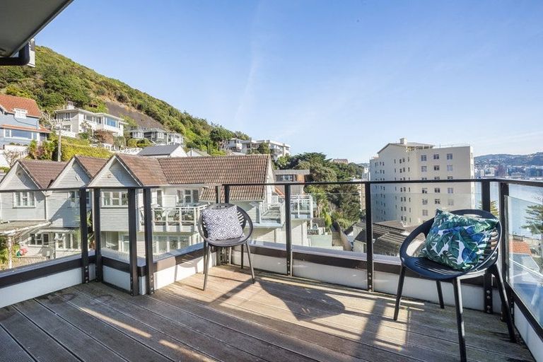 Photo of property in 1c Wilkinson Street, Oriental Bay, Wellington, 6011