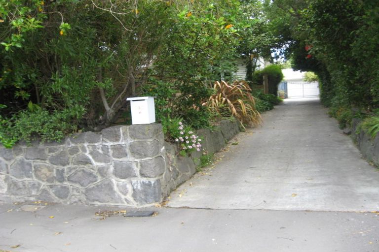 Photo of property in 142 Tennyson Street, Sydenham, Christchurch, 8023