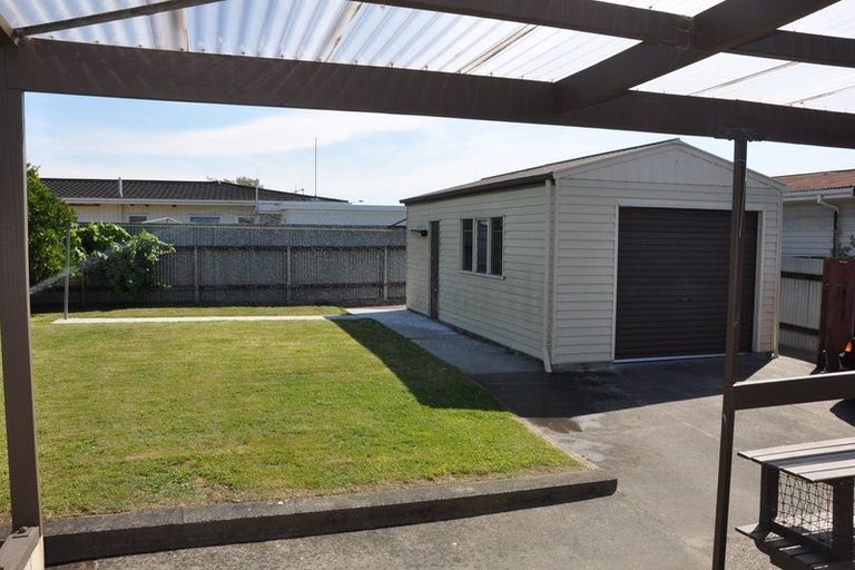 Photo of property in 33 Coventry Avenue, Tamatea, Napier, 4112
