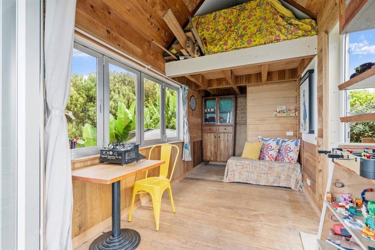 Photo of property in 328 Mainland Road, Kaipara Flats, Warkworth, 0984