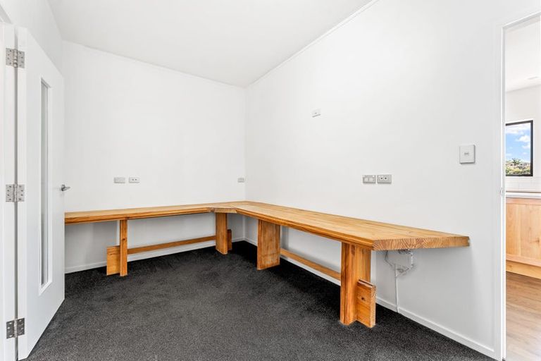 Photo of property in 9 Javelin Close, Gulf Harbour, Whangaparaoa, 0930