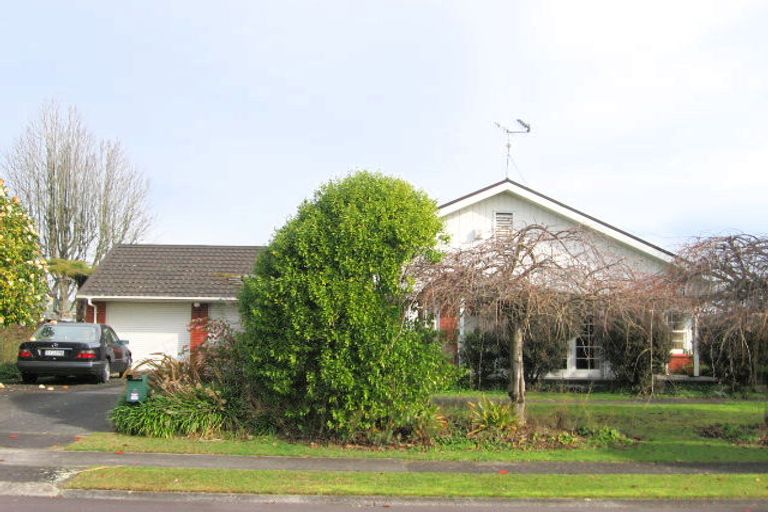 Photo of property in 7 Edwin Street, St Andrews, Hamilton, 3200