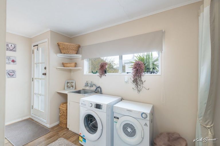 Photo of property in 22 Black Beech Street, Birchville, Upper Hutt, 5018