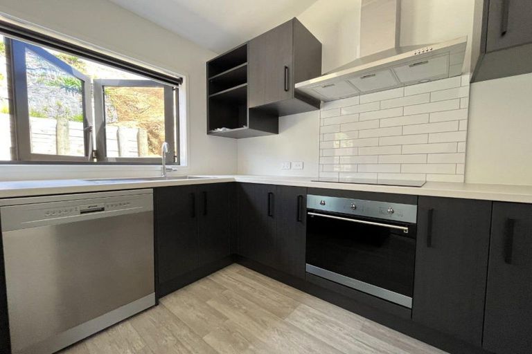 Photo of property in 8-10 Whakawhiti Street, Marfell, New Plymouth, 4310