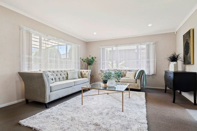 Photo of property in 13 Amapur Place, Flat Bush, Auckland, 2019