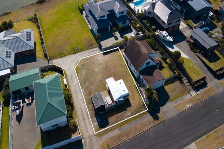 Photo of property in 27 Manaia View Road, One Tree Point, 0118