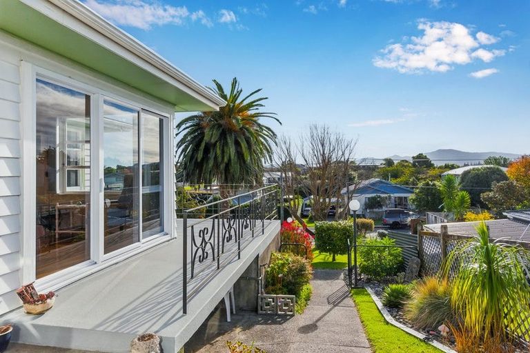 Photo of property in 52 Kiwi Road, Raumati Beach, Paraparaumu, 5032