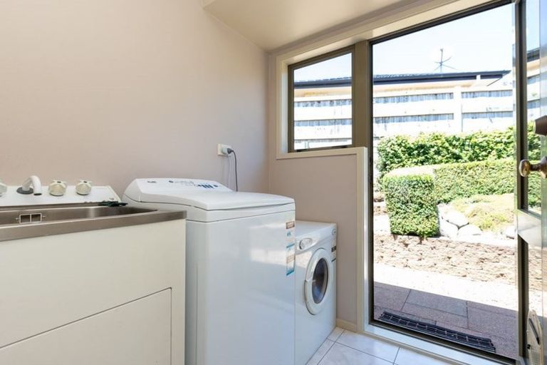 Photo of property in 22 Waipuna Place, Rototuna, Hamilton, 3210