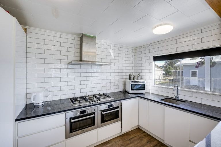 Photo of property in 43 North Shore Road, Eskdale, Napier, 4182