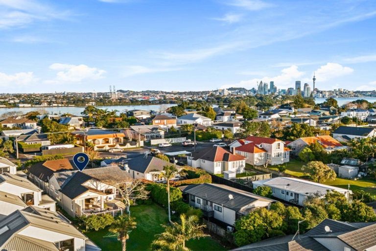 Photo of property in 108 Bayswater Avenue, Bayswater, Auckland, 0622