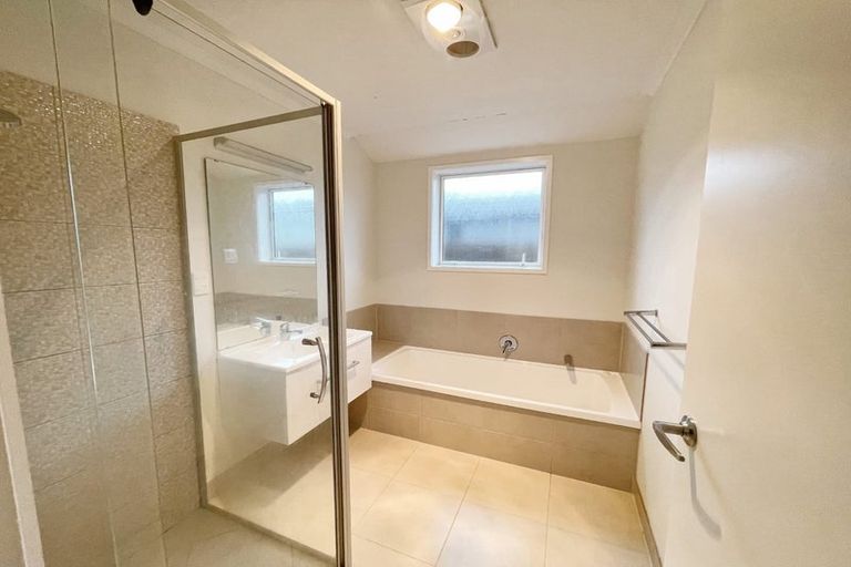 Photo of property in 17 Lamborn Drive, Papakura, 2110